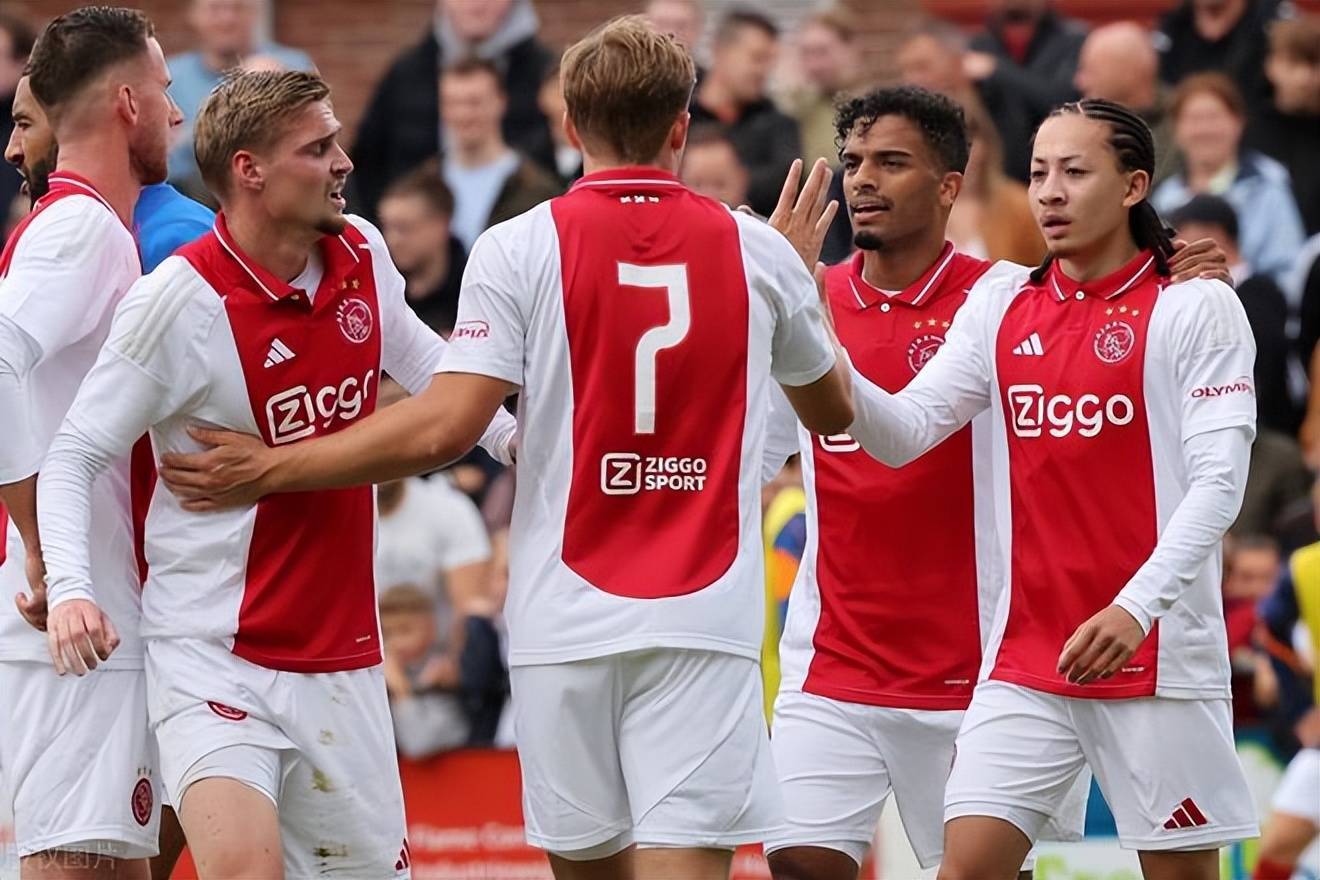 风云突变!本菲卡国际比赛日单刀错失,荷甲版图或变,气氛紧张,控场能力受关注 风云突变!本菲卡国际比赛日单刀错失,荷甲版图或变,气氛紧张,控场能力受关注