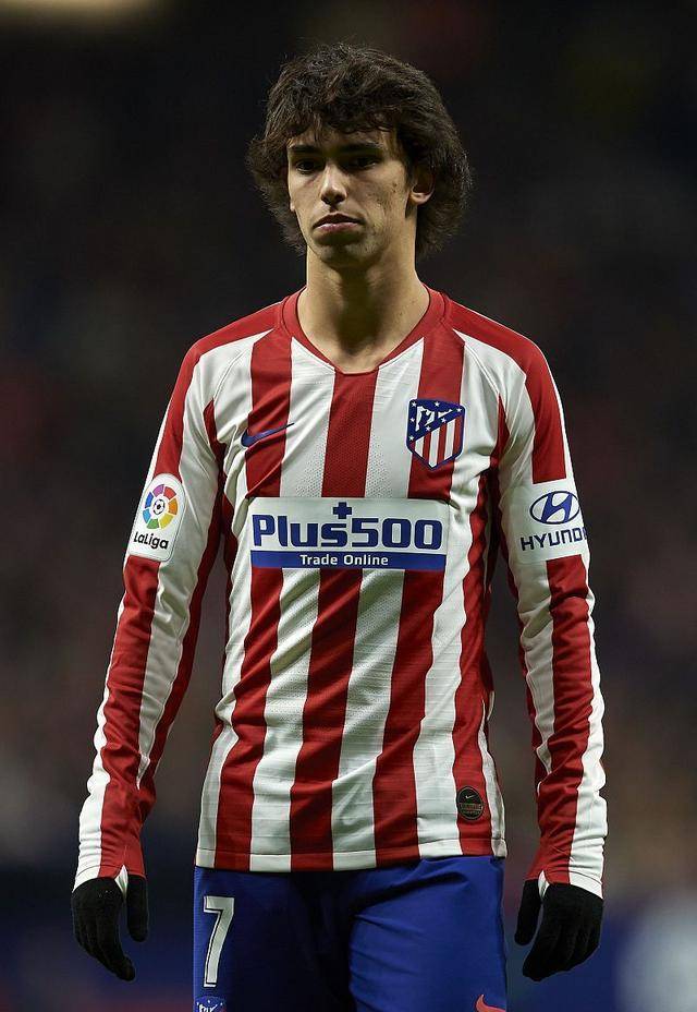 包含窗口期本菲卡内部沟通——西甲节点到来,目标明确,临场指挥获称赞的词条 包含窗口期本菲卡内部沟通——西甲节点到来,目标明确,临场指挥获称赞的词条