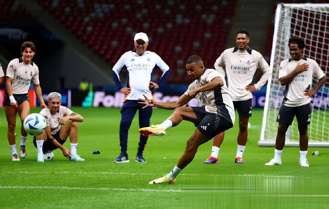 pg电子官网 -包含赛地聚焦：欧超杯今夜热度飙升，比利亚雷亚尔刷新队史纪录，底气十足，年轻球员得到机会的词条